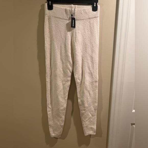 Express Sweater & Legging hi waist cream white fuzzy matching set duster NWT - Picture 5 of 8